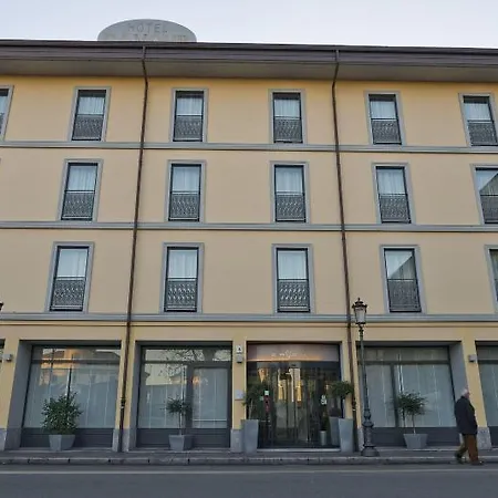 Hotel Cavour By Lvg Collection