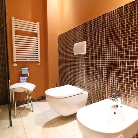 Lvg Collection - Cavour Otel 4*