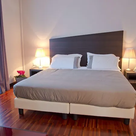 Lvg Collection - Cavour 호텔 4*