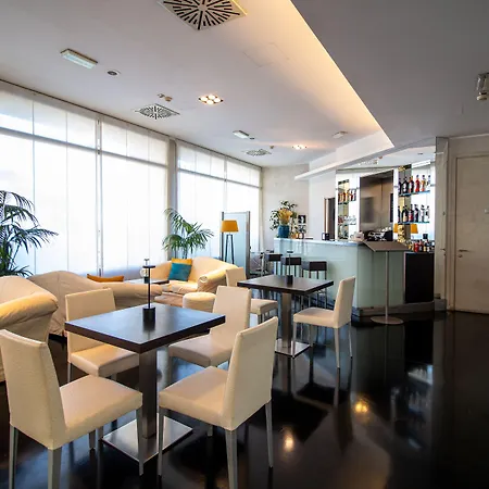 Lvg Collection - Cavour 4* Novara