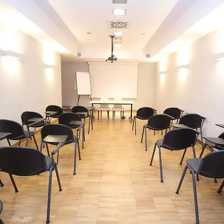 Lvg Collection - Cavour 호텔 4*