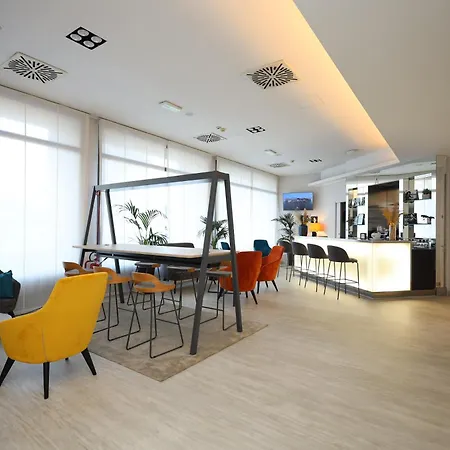 Lvg Collection - Cavour Otel 4*