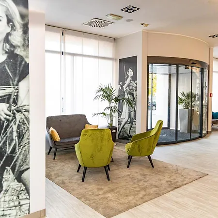 Lvg Collection - Cavour Otel