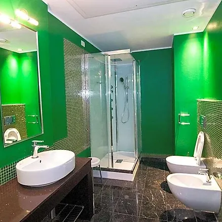 Lvg Collection - Cavour Hotel 4*